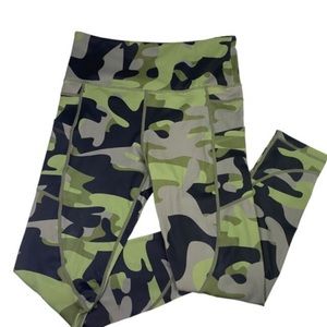 NWOT Zyia Hi & Tite leggings